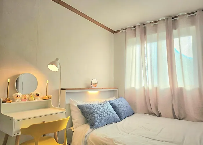Dalpumga ##up To 6 People # Subway 3 Min # Airport Bus 2 Min # Hyehwa 9 Min # D0ngdaemun 12 Min # Myeongd0ng 17 Min # Station 20 Min # Gyeongbokgung Palace, Bukchon Hanok Village, 25 Min # Seongsu, Hongdae 35 Min # Itaewon 30 Min # Gangnam 40 M Апартаменты
